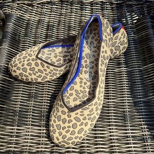 Rothy’s retired little cat round toe